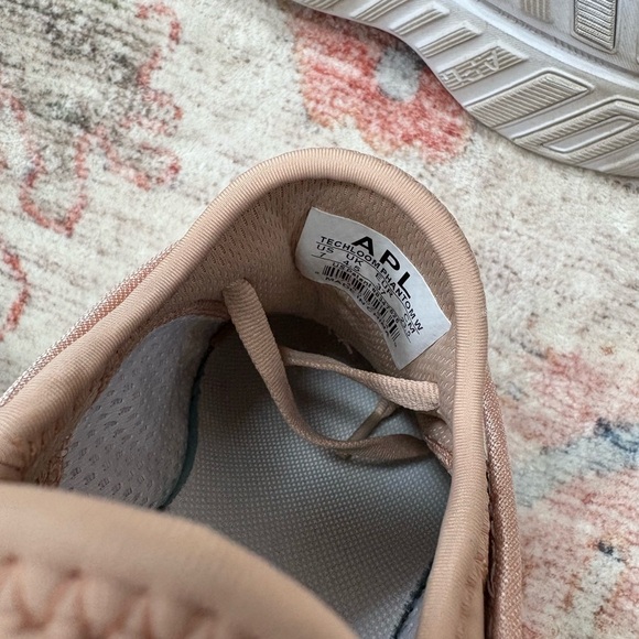 APL Athletic Propulsion Labs Techloom Phantom Rose Gold/Pink Women’s Shoe Size 7 - Picture 9 of 13